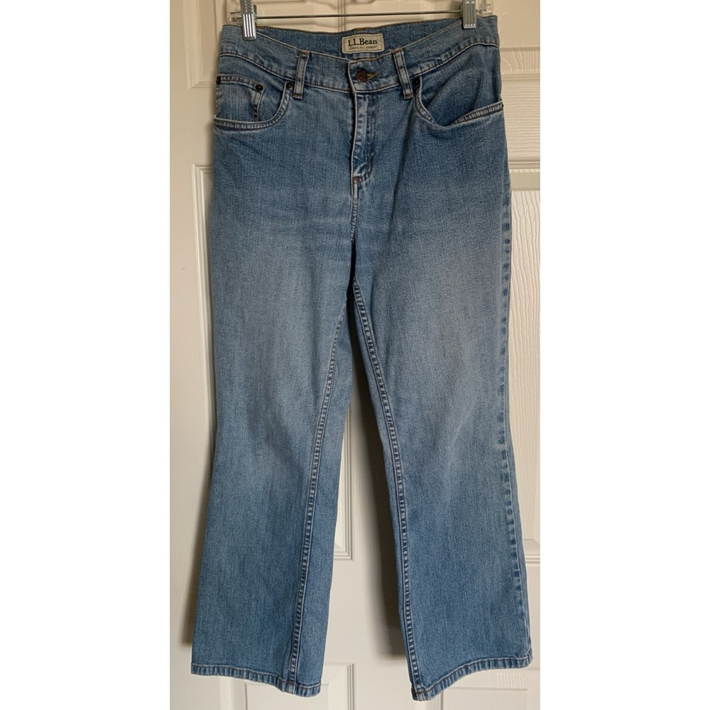 L.L. Bean Classic Fit Straight Leg Jeans Women’s 8 Petite